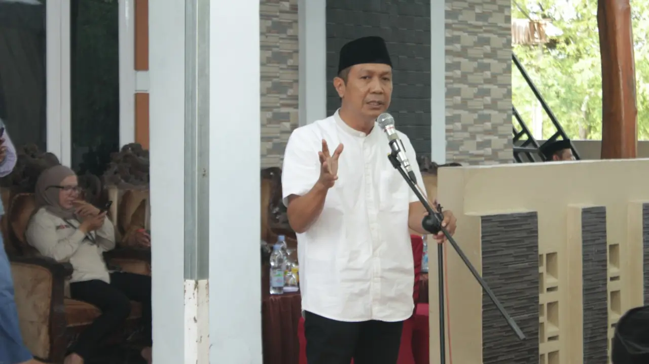 Wakil Ketua DPRD Bulukumba Syahruni Haris saat menghadiri Musrenbang RKPD di Kecamatan Ujung Loe.