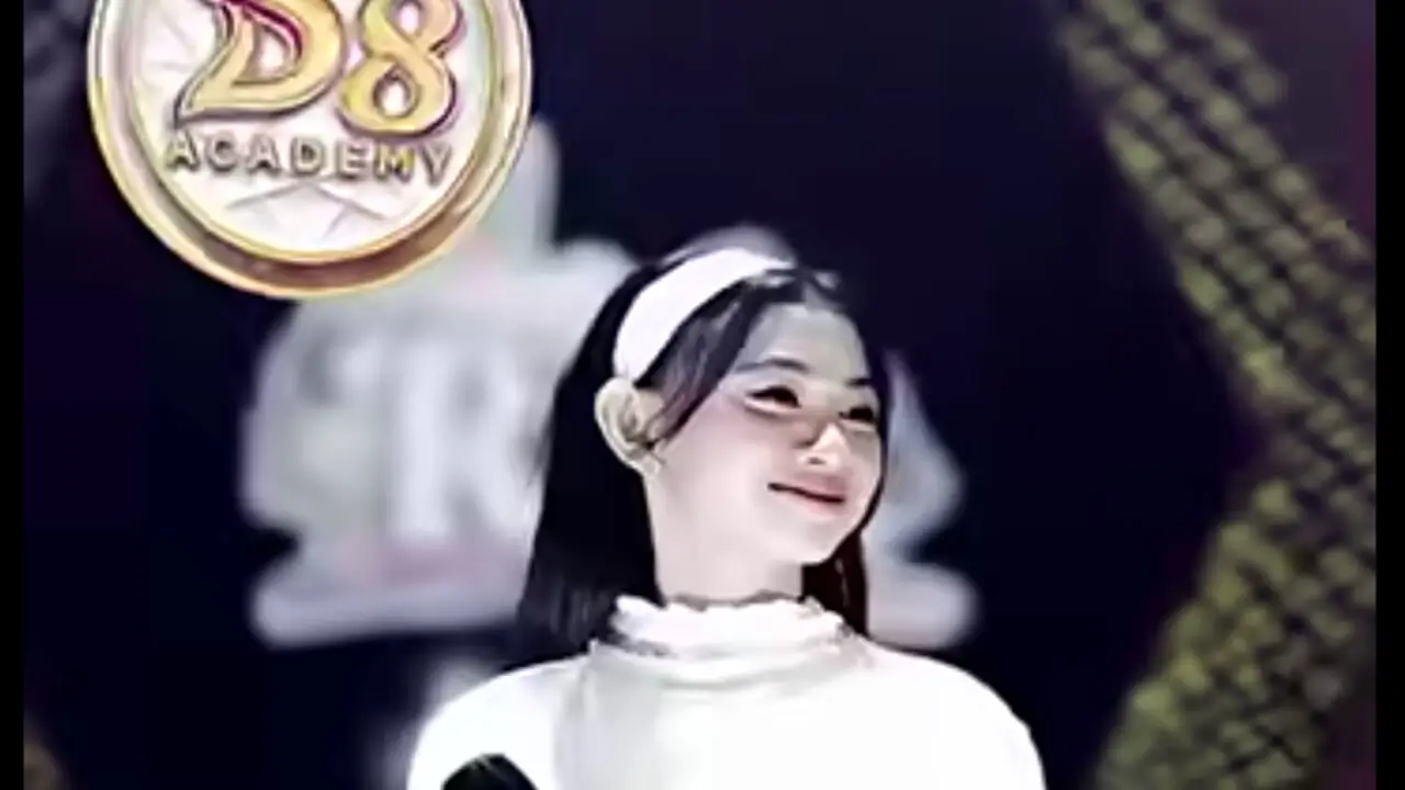 Syakilah, penyanyi muda Bulukumba yang aktif tampil di panggung hiburan dan festival daerah. Foto Syakilah/FB