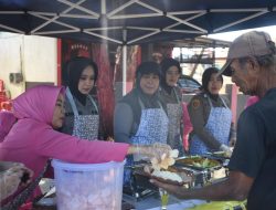 Polres Bulukumba Gelar Jumat Berkah Rutin di Pasar Lama