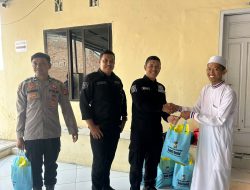 Humas Polres Bulukumba Salurkan Sembako Jelang HUT ke-75